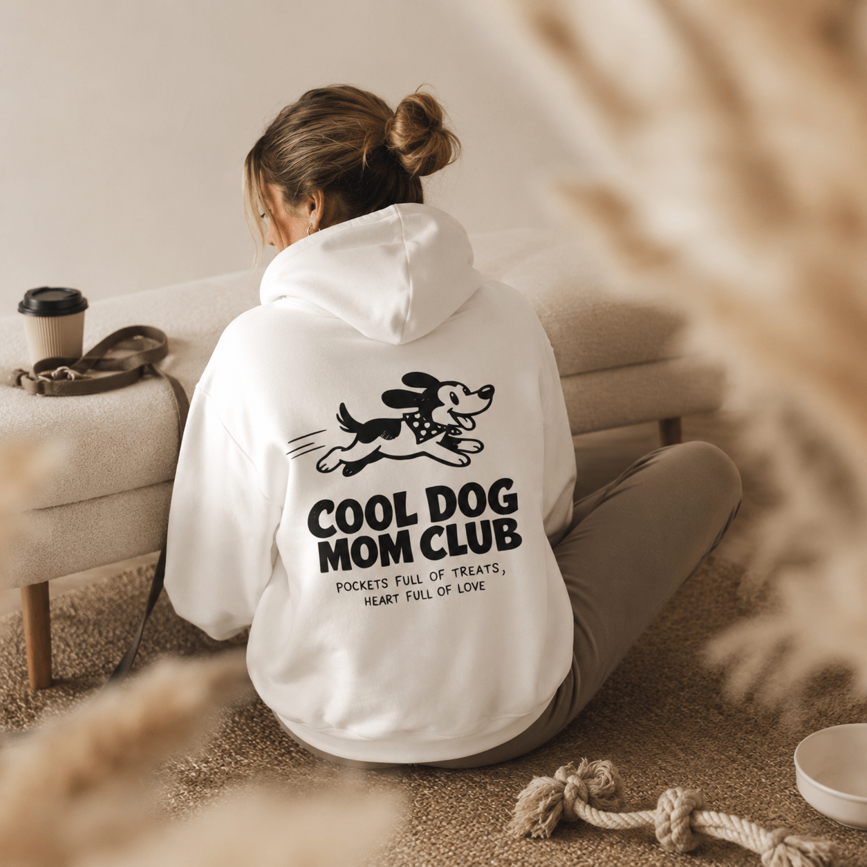 MOM CLUB